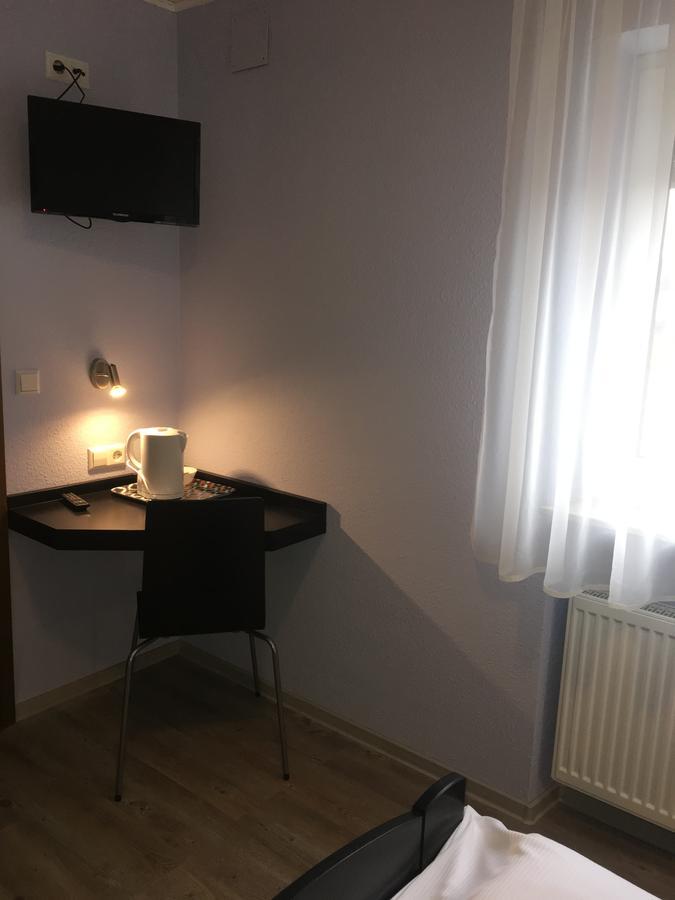 ZIP Hotel Lingenfeld Buitenkant foto