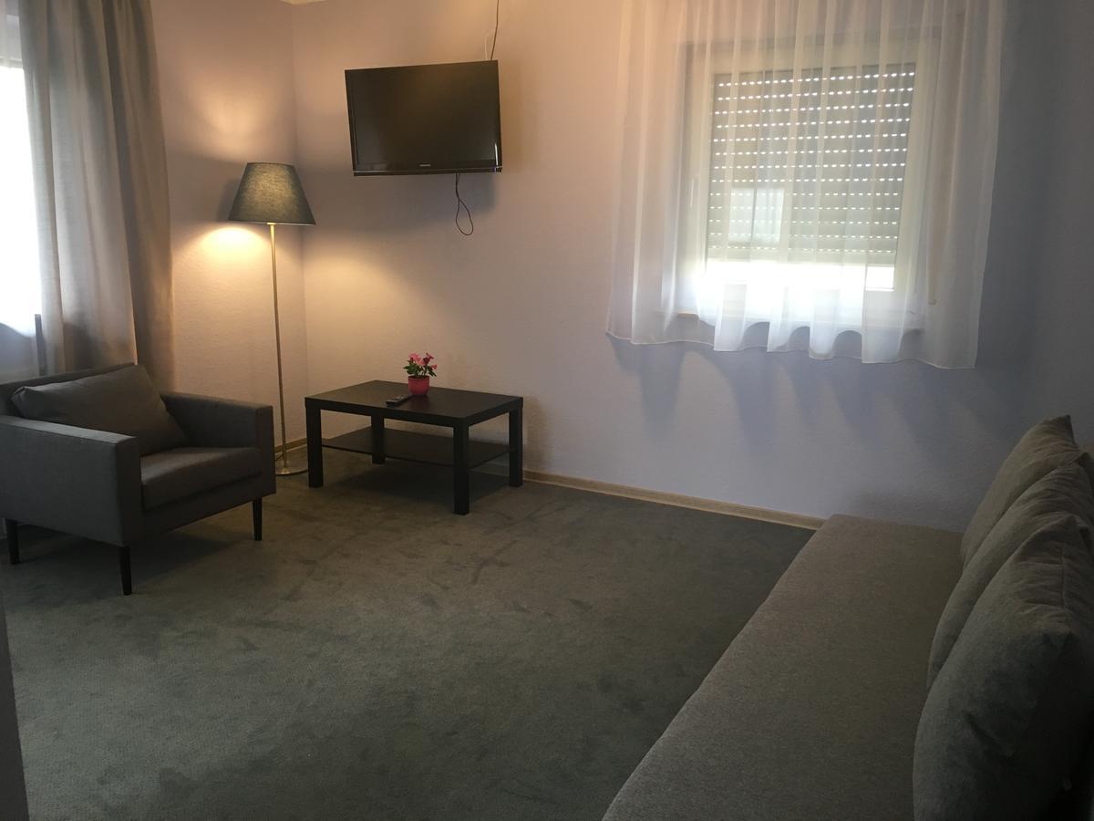 ZIP Hotel Lingenfeld Buitenkant foto