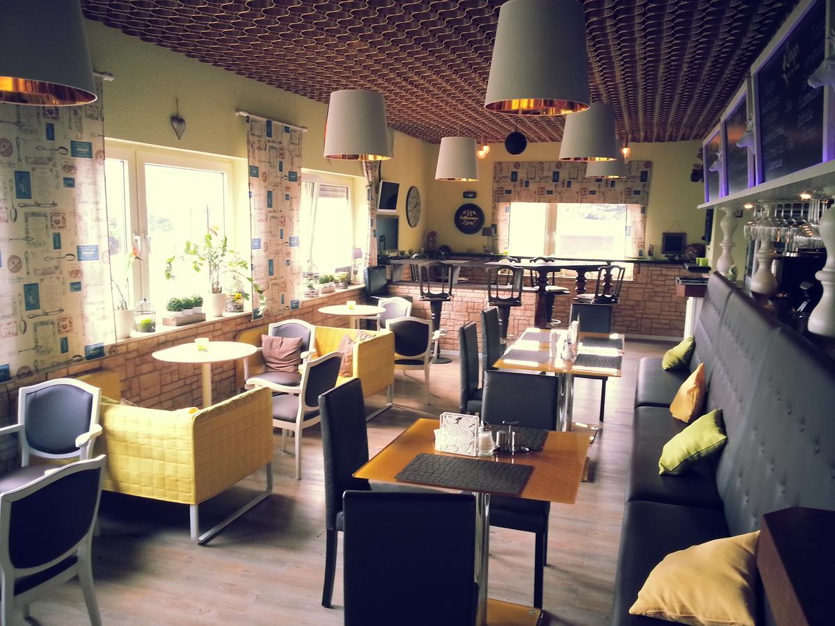 ZIP Hotel Lingenfeld Buitenkant foto