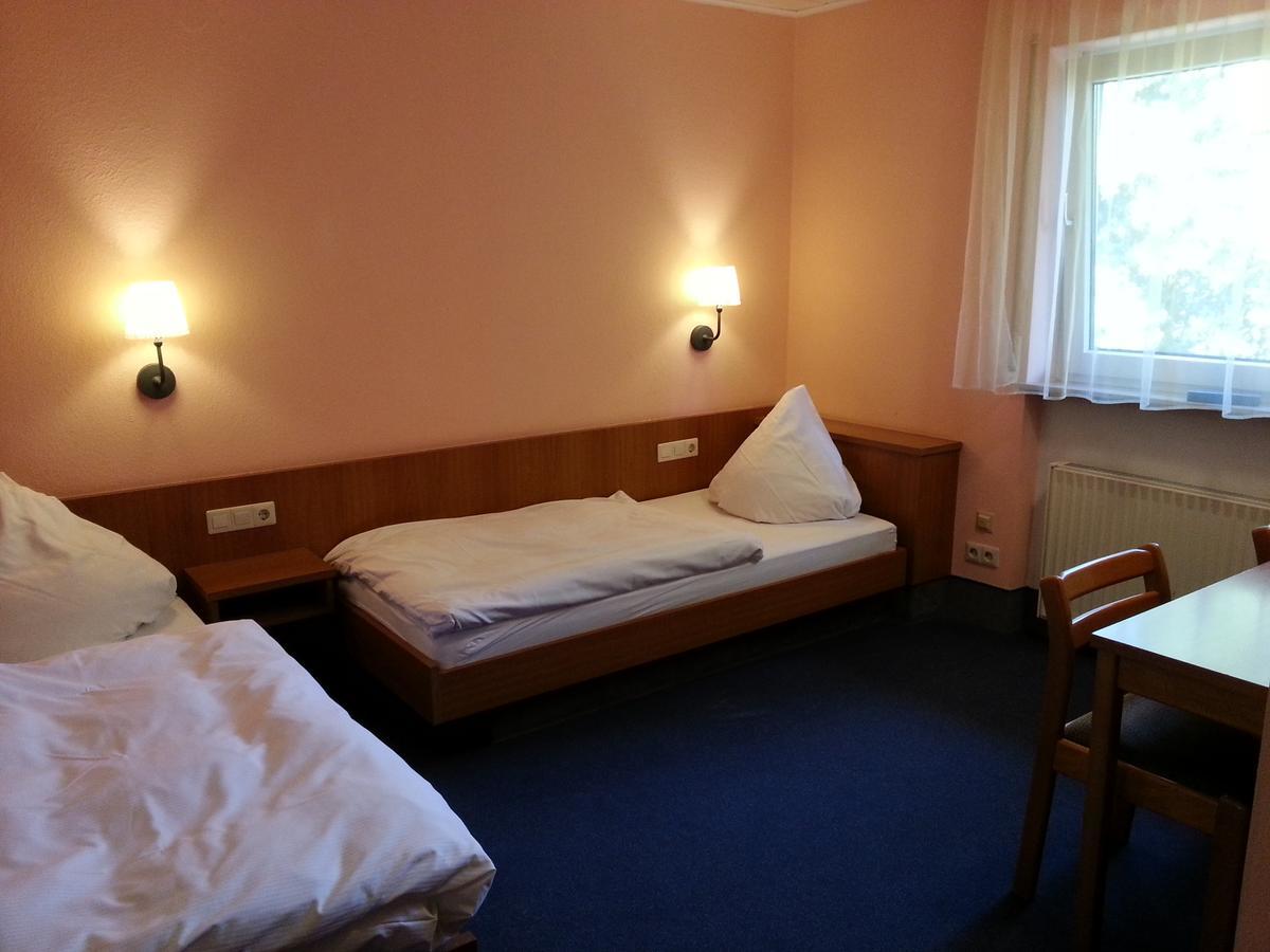 ZIP Hotel Lingenfeld Buitenkant foto